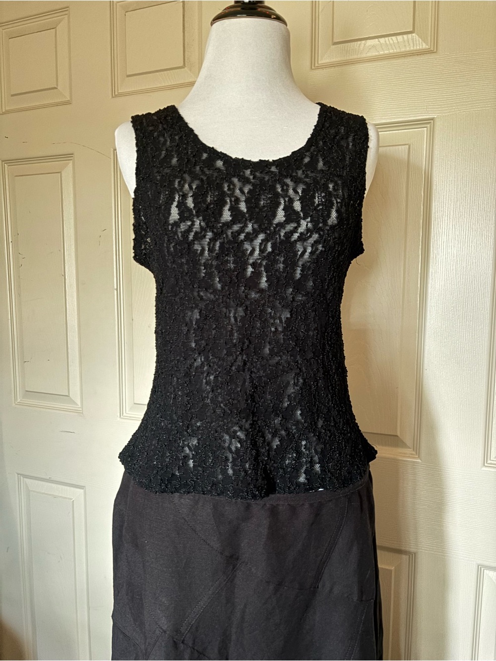 Vintage Black Lace Sleeveless Camisole